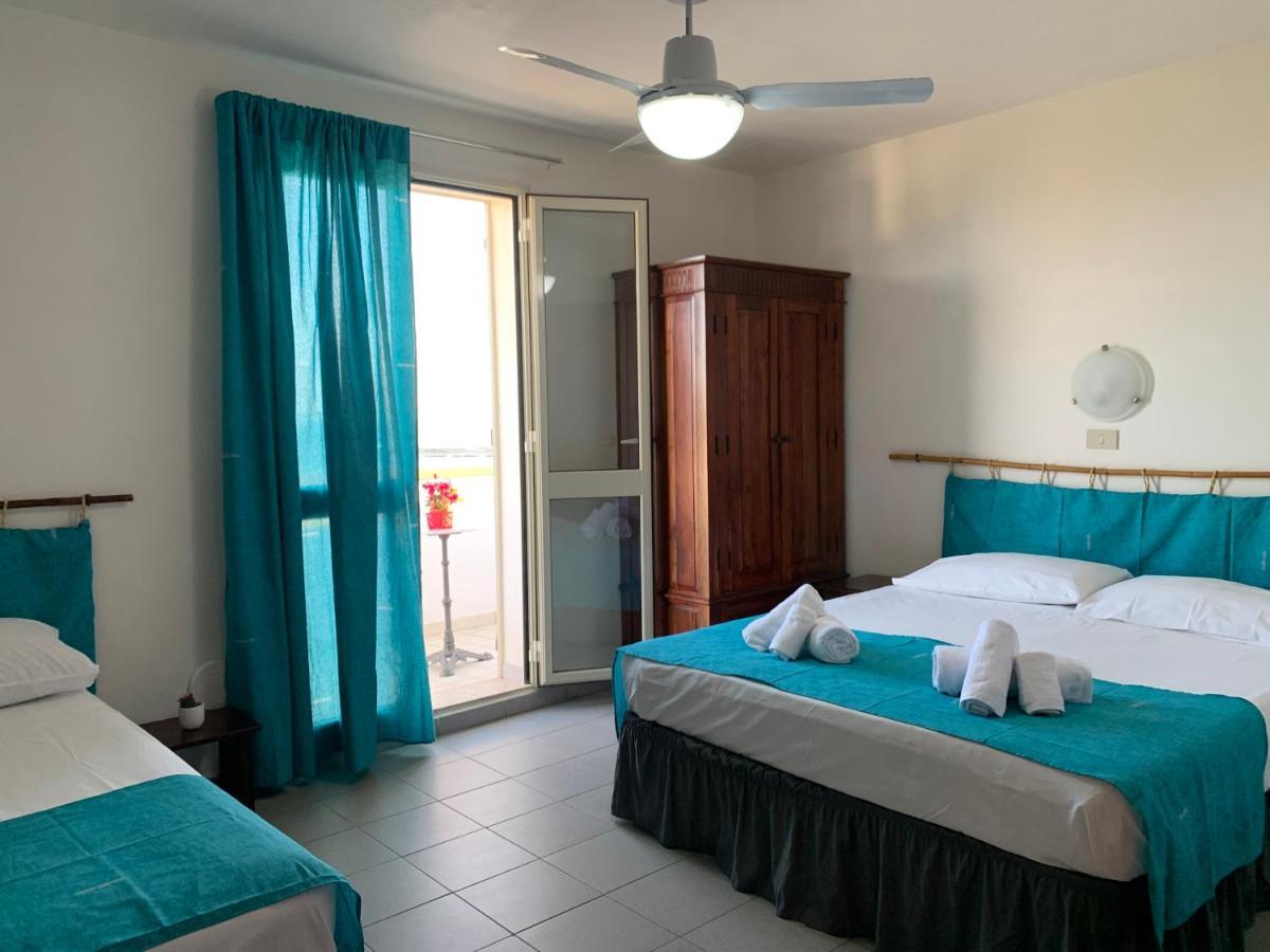 Hotel La Bussola Porto Palo Esterno foto